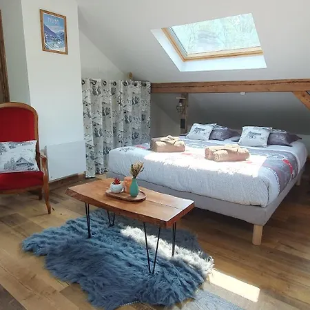 Vakantiehuis Chalet Proche Station Ski Avec Jacuzzi Prive, Courchevel, Meribel 30 Min Grand-Aigueblanche